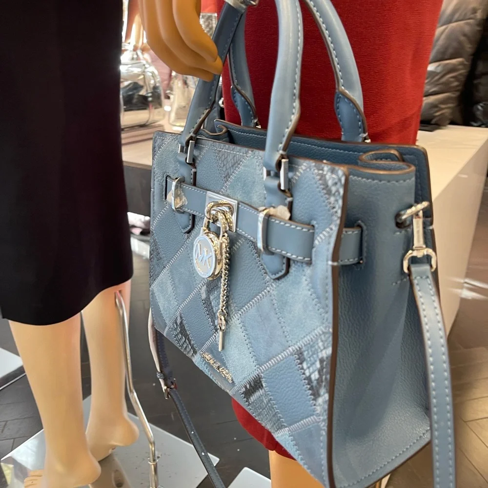 MICHAEL KORS Hamilton Small Patchwork Satchel Crossbody Bag
Cornflower
NWT - Picture 4 of 16